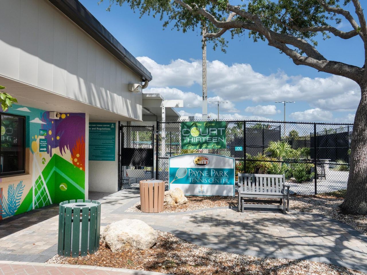 508 Laurel Park Drive, Sarasota, FL 34236 Photo