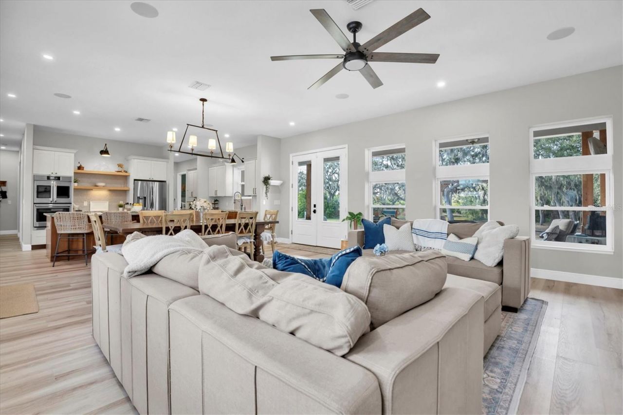 1605 Center Road, Terra Ceia, FL 34250 Photo