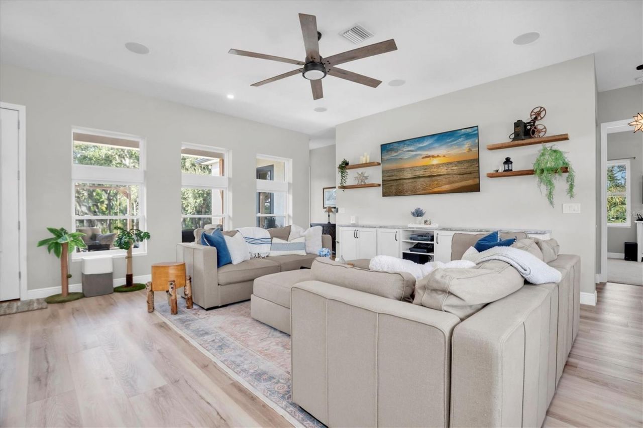 1605 Center Road, Terra Ceia, FL 34250 Photo