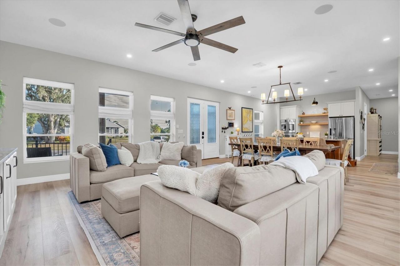 1605 Center Road, Terra Ceia, FL 34250 Photo