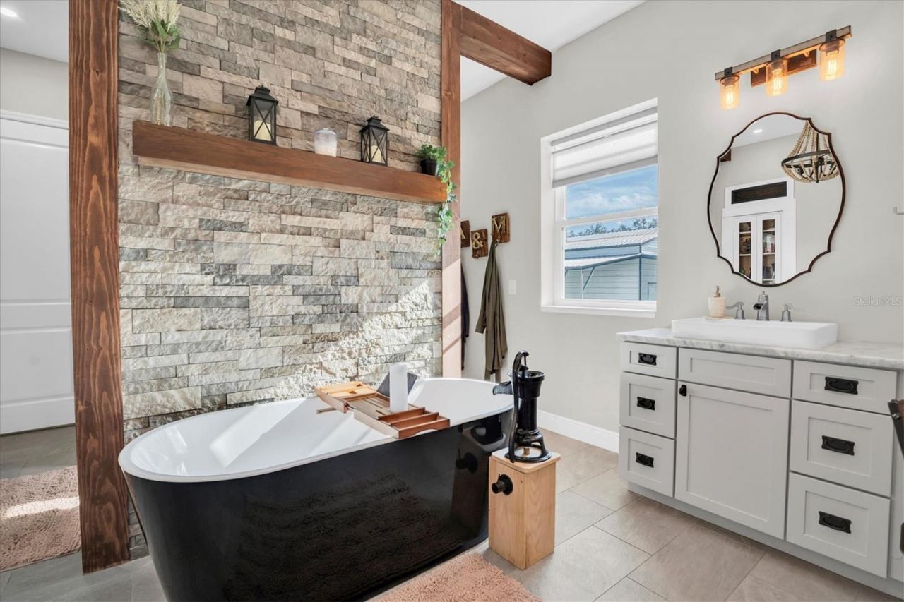 1605 Center Road, Terra Ceia, FL 34250 Photo