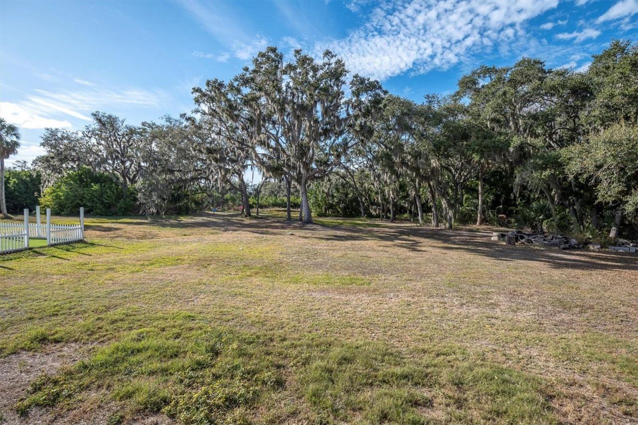 1605 Center Road, Terra Ceia, FL 34250 Photo