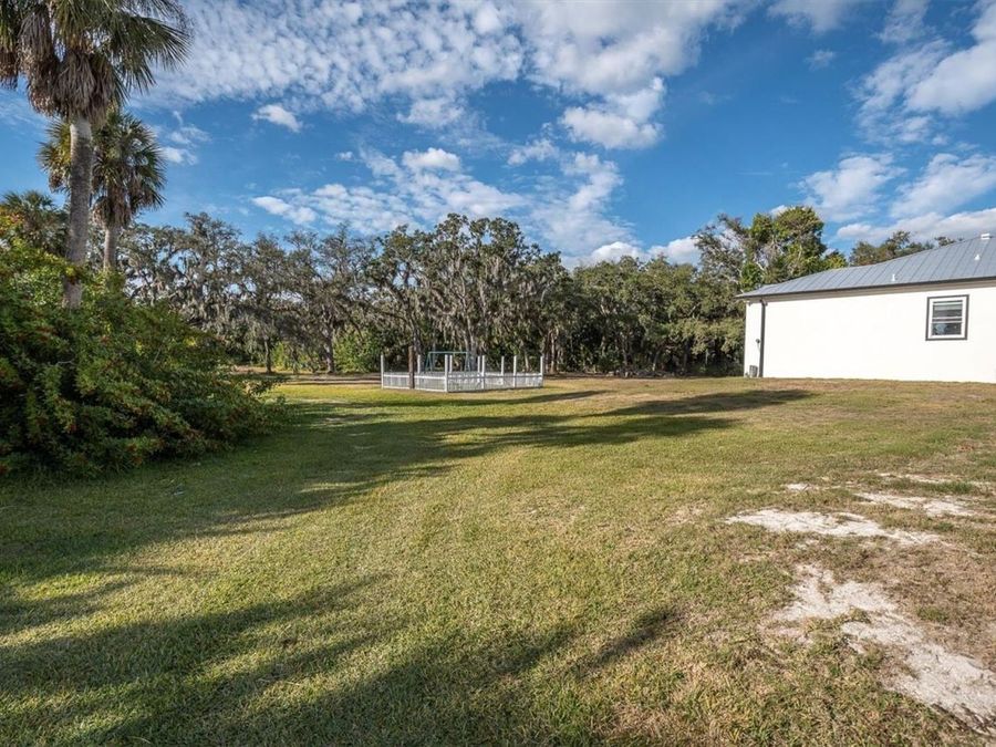 Property Image 43