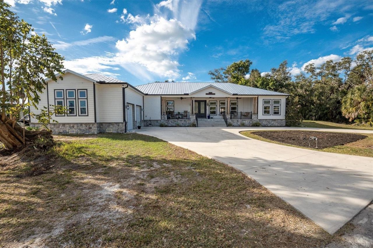 1605 Center Road, Terra Ceia, FL 34250 Photo