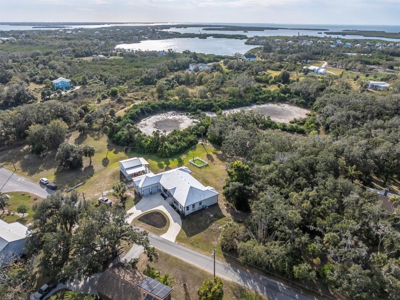 1605 Center Road, Terra Ceia, FL 34250 Photo