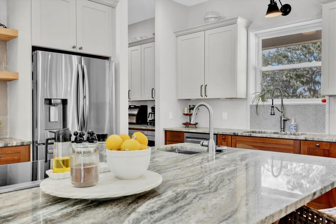 1605 Center Road, Terra Ceia, FL 34250 Photo