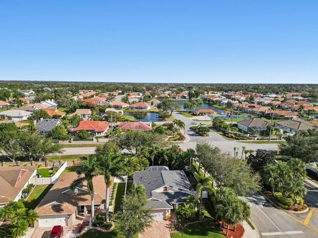 7119 35th Lane E, Sarasota, FL 34243 Photo