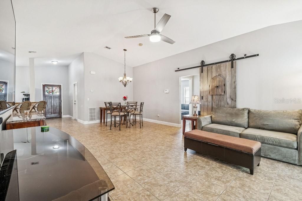 7119 35th Lane E, Sarasota, FL 34243 Photo