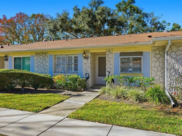 2238 LARK CIRCLE W, Unit D, PALM HARBOR, FL 34684