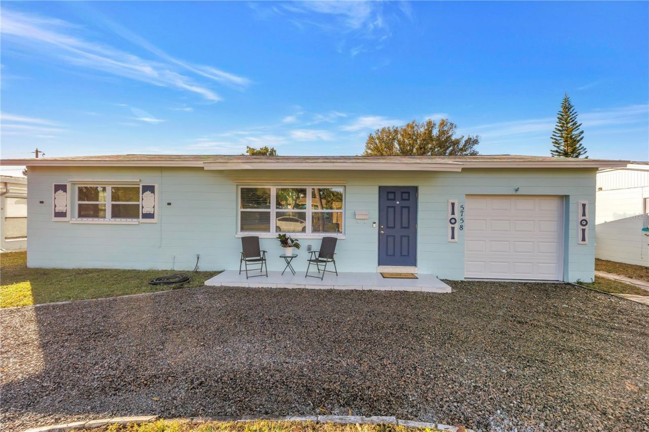 5758 Dartmouth Avenue N, Saint Petersburg, FL 33710 Main Photo
