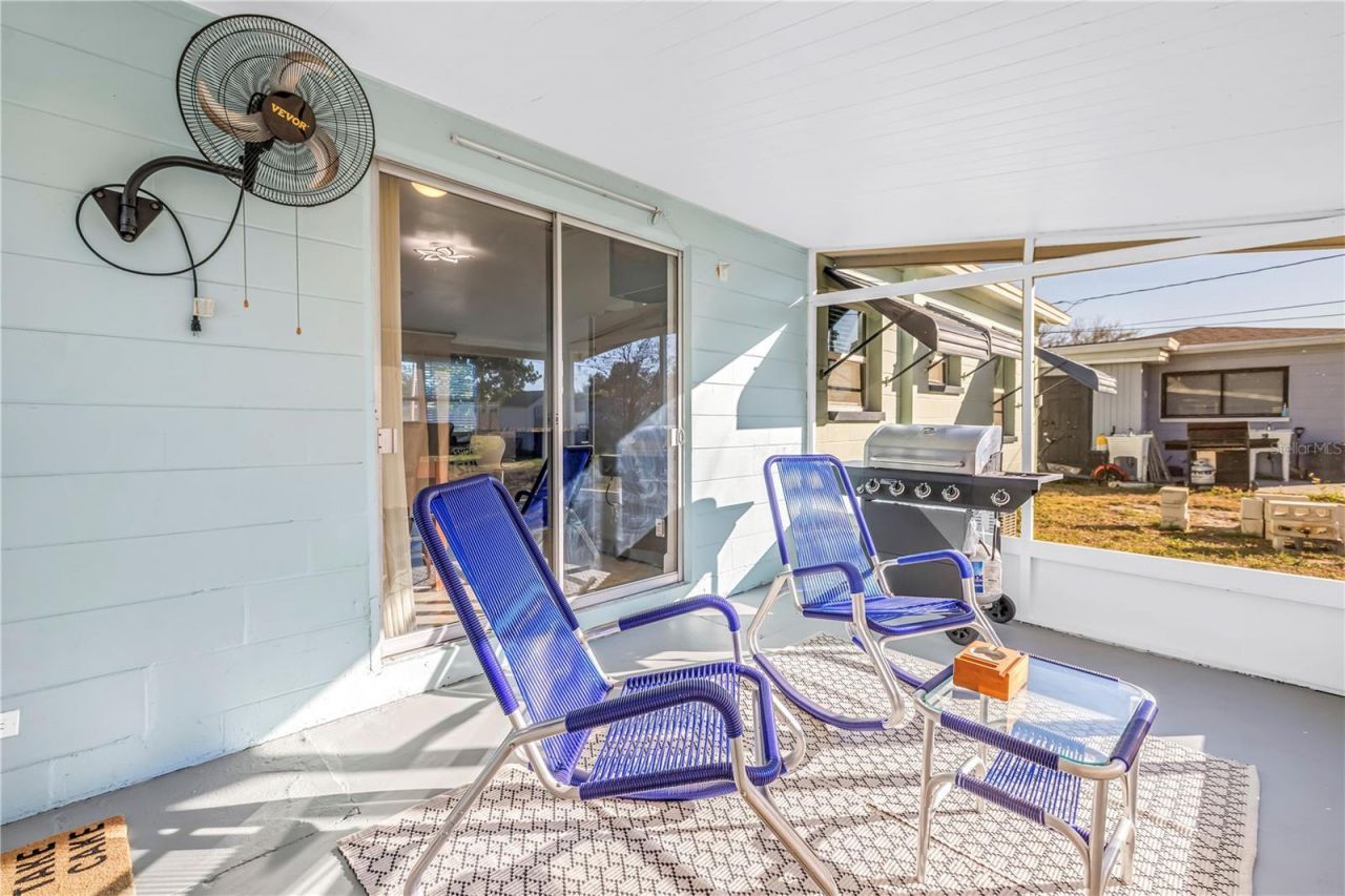 5758 Dartmouth Avenue N, Saint Petersburg, FL 33710 Photo