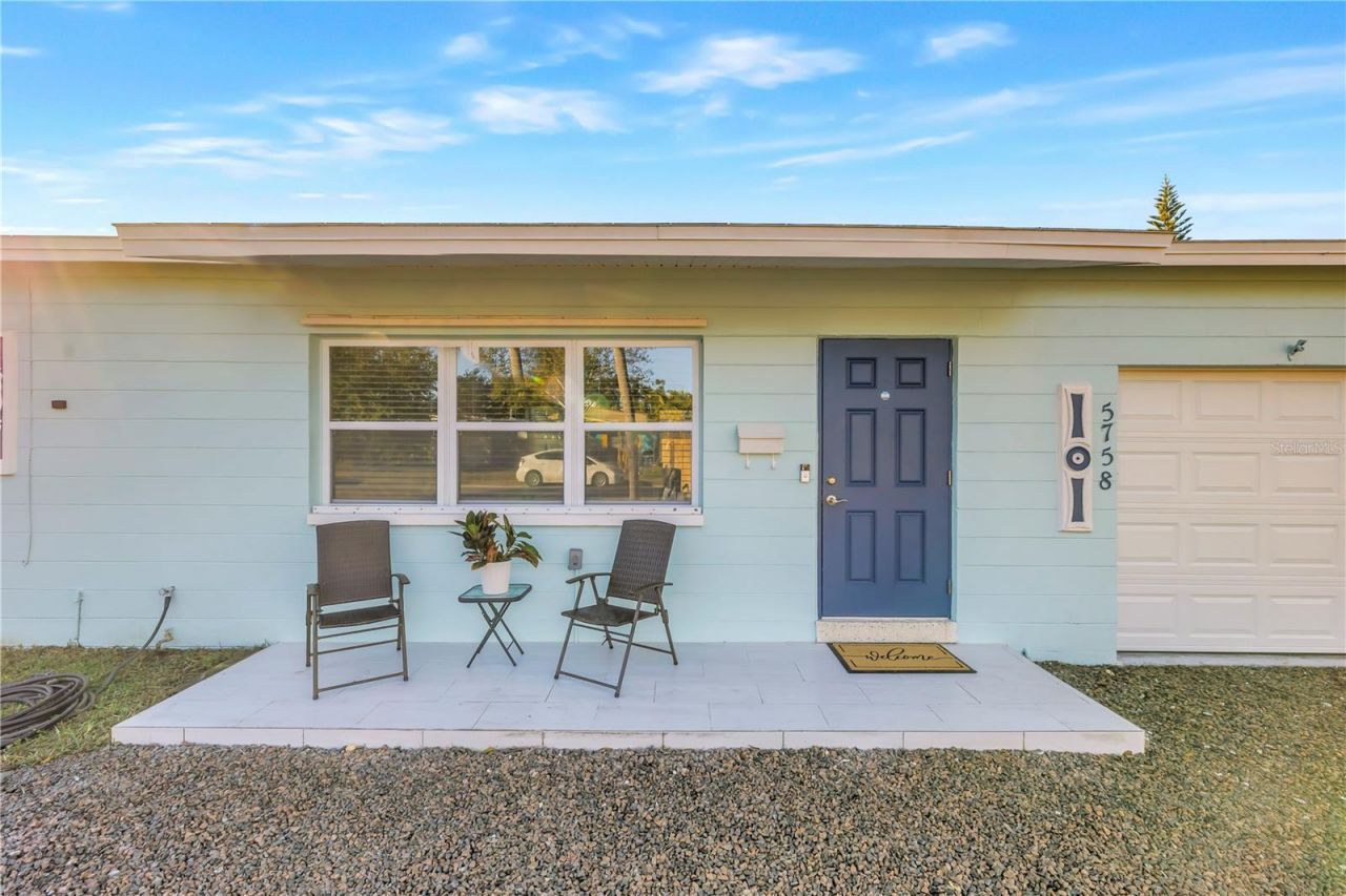 5758 Dartmouth Avenue N, Saint Petersburg, FL 33710 Photo