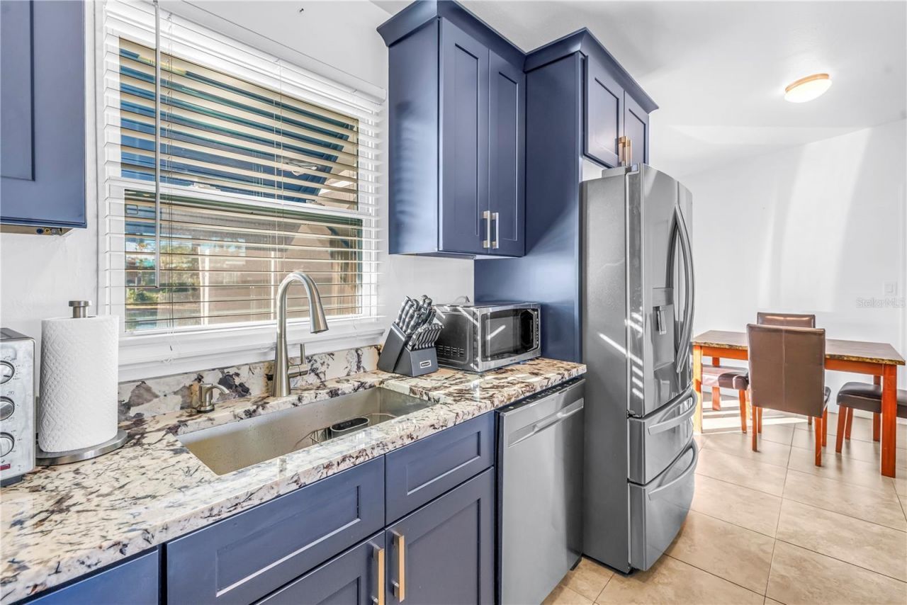 5758 Dartmouth Avenue N, Saint Petersburg, FL 33710 Photo