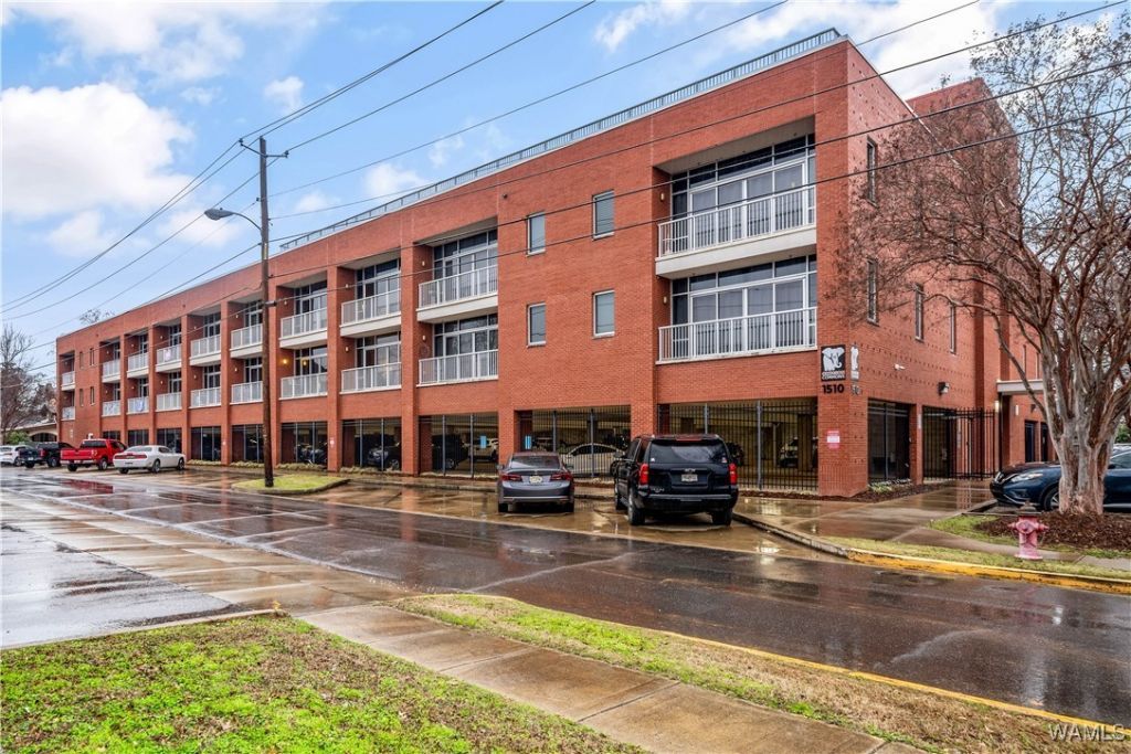 1510 9th Street, Unit 204, Tuscaloosa, AL 35401 Main Photo