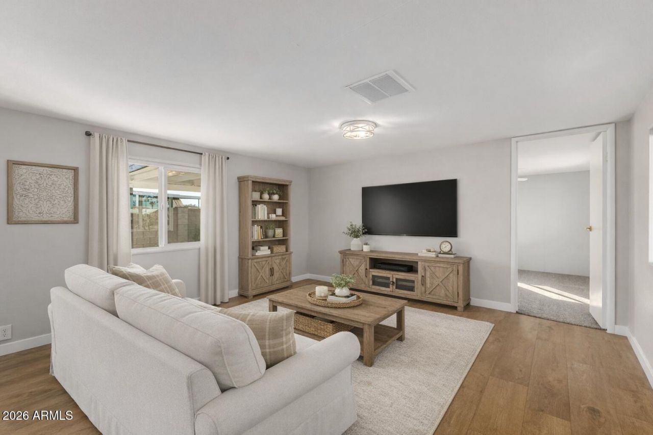 15431 N 16th Drive, Phoenix, AZ 85023 Main Photo