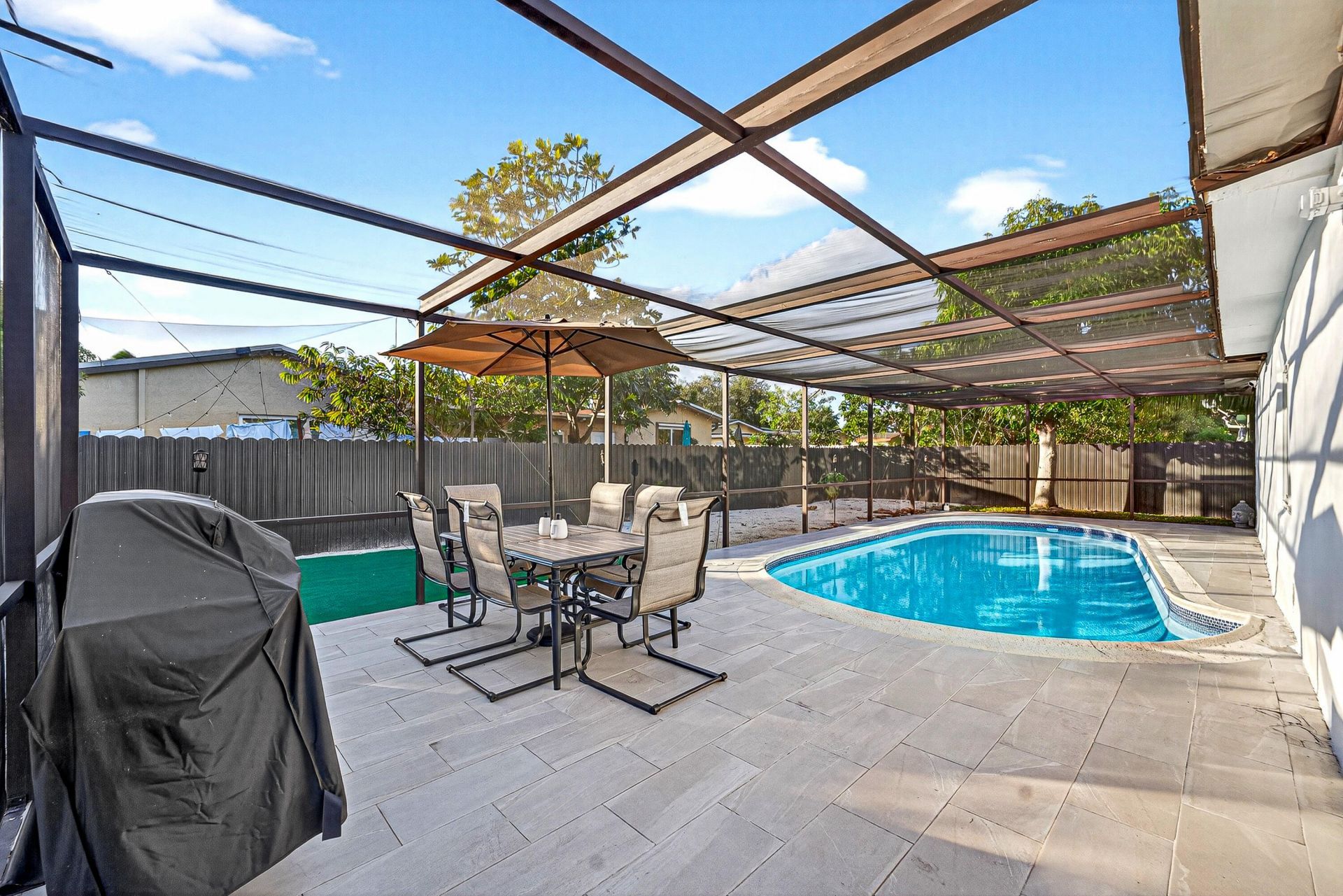 851 SW 67th Avenue, North Lauderdale, FL 33068 Photo