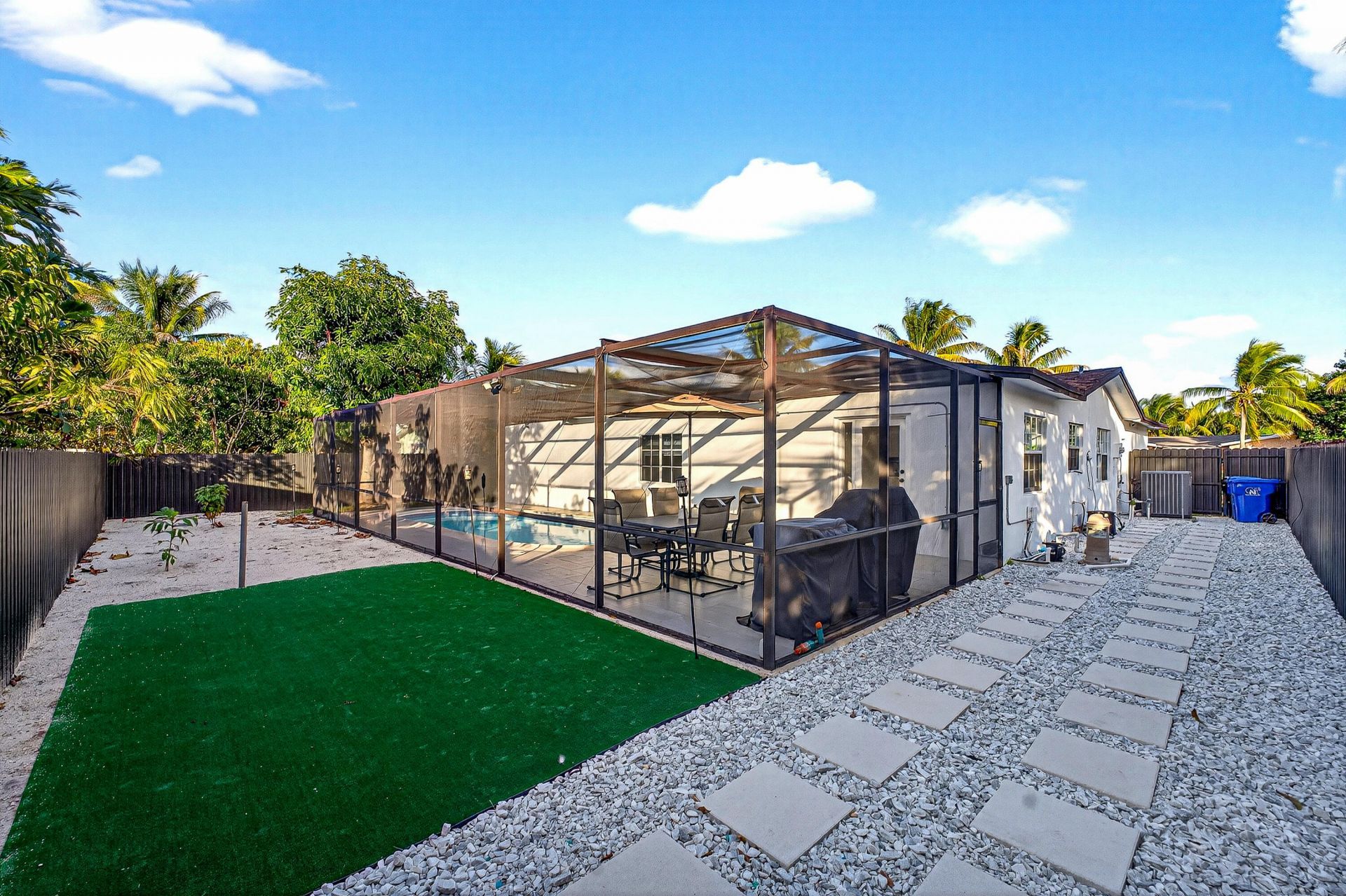 851 SW 67th Avenue, North Lauderdale, FL 33068 Photo