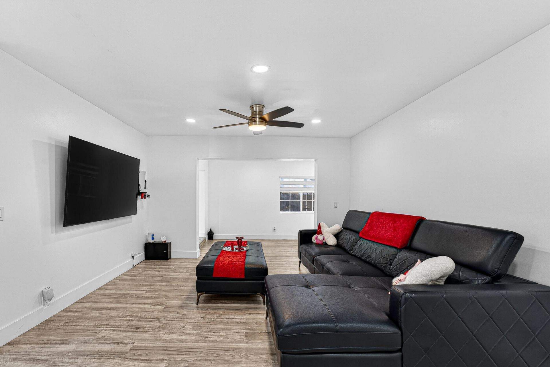 851 SW 67th Avenue, North Lauderdale, FL 33068 Photo