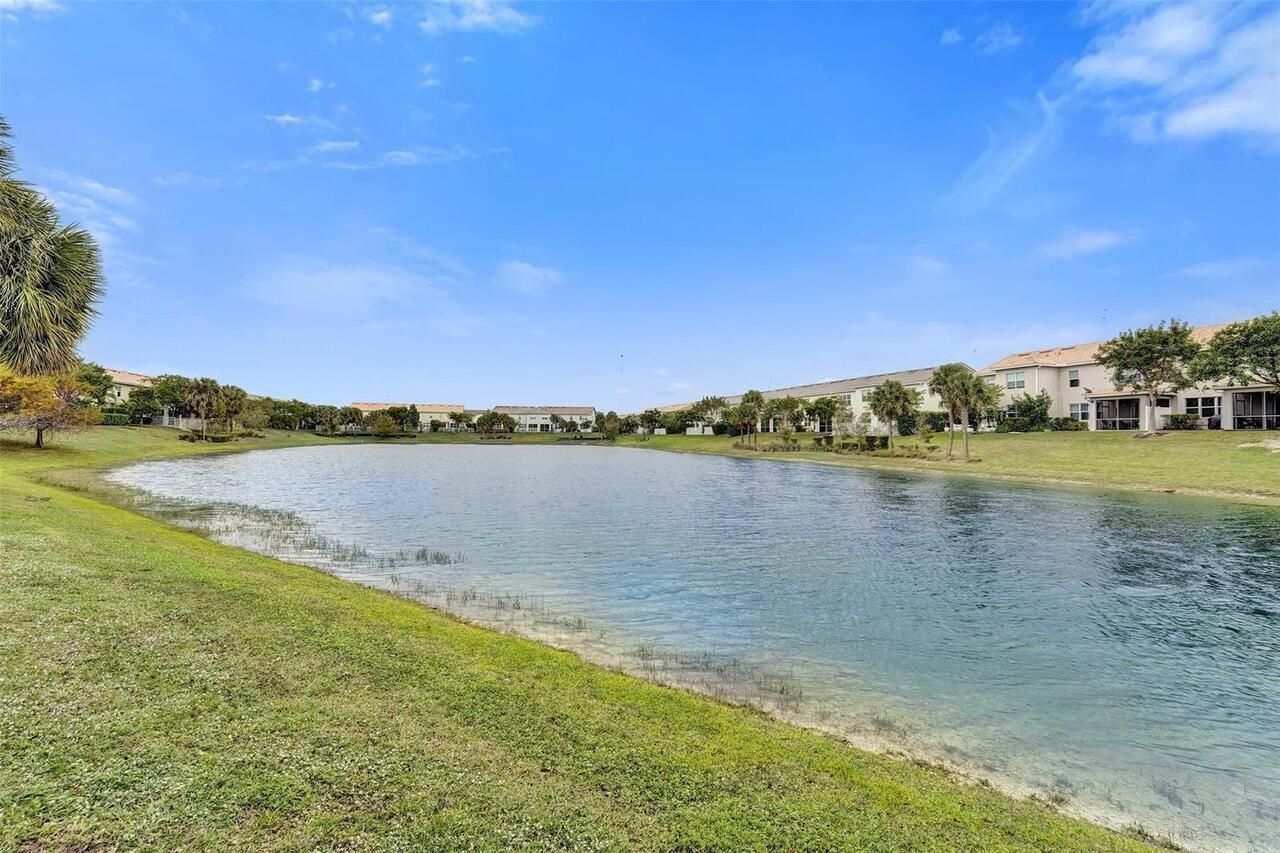 5068 Greenway Dr, Hollywood, FL 33021 Photo