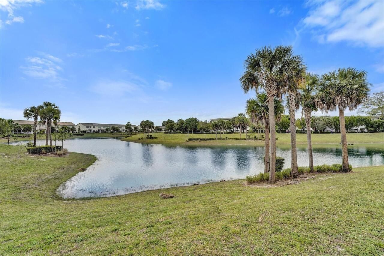 5068 Greenway Dr, Hollywood, FL 33021 Photo