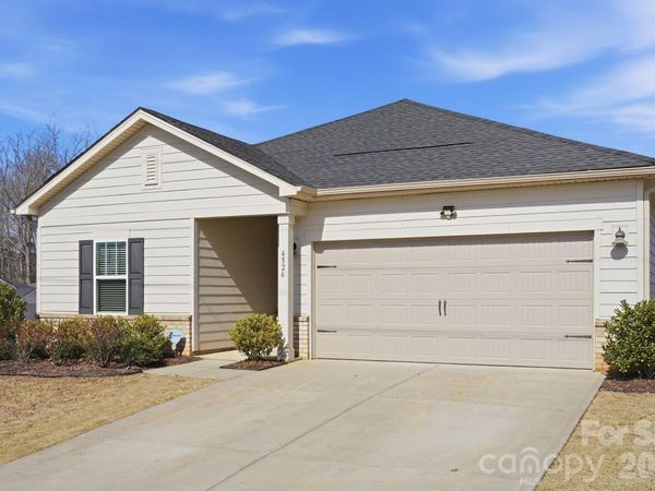 4526 Bright Road, Charlotte, NC 28214