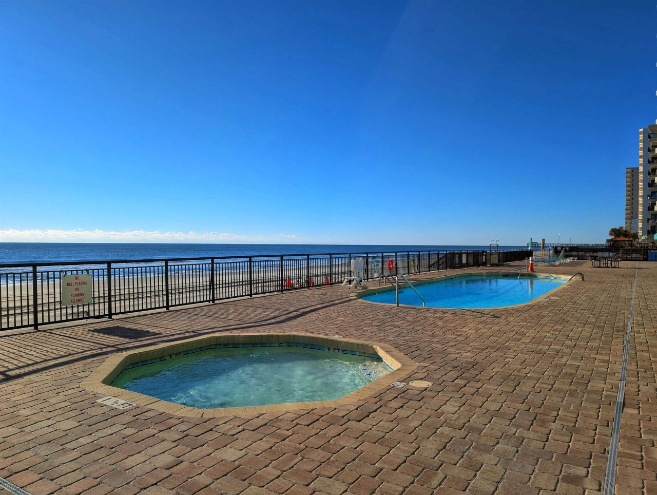 1210 N Waccamaw Dr.  Photo 23