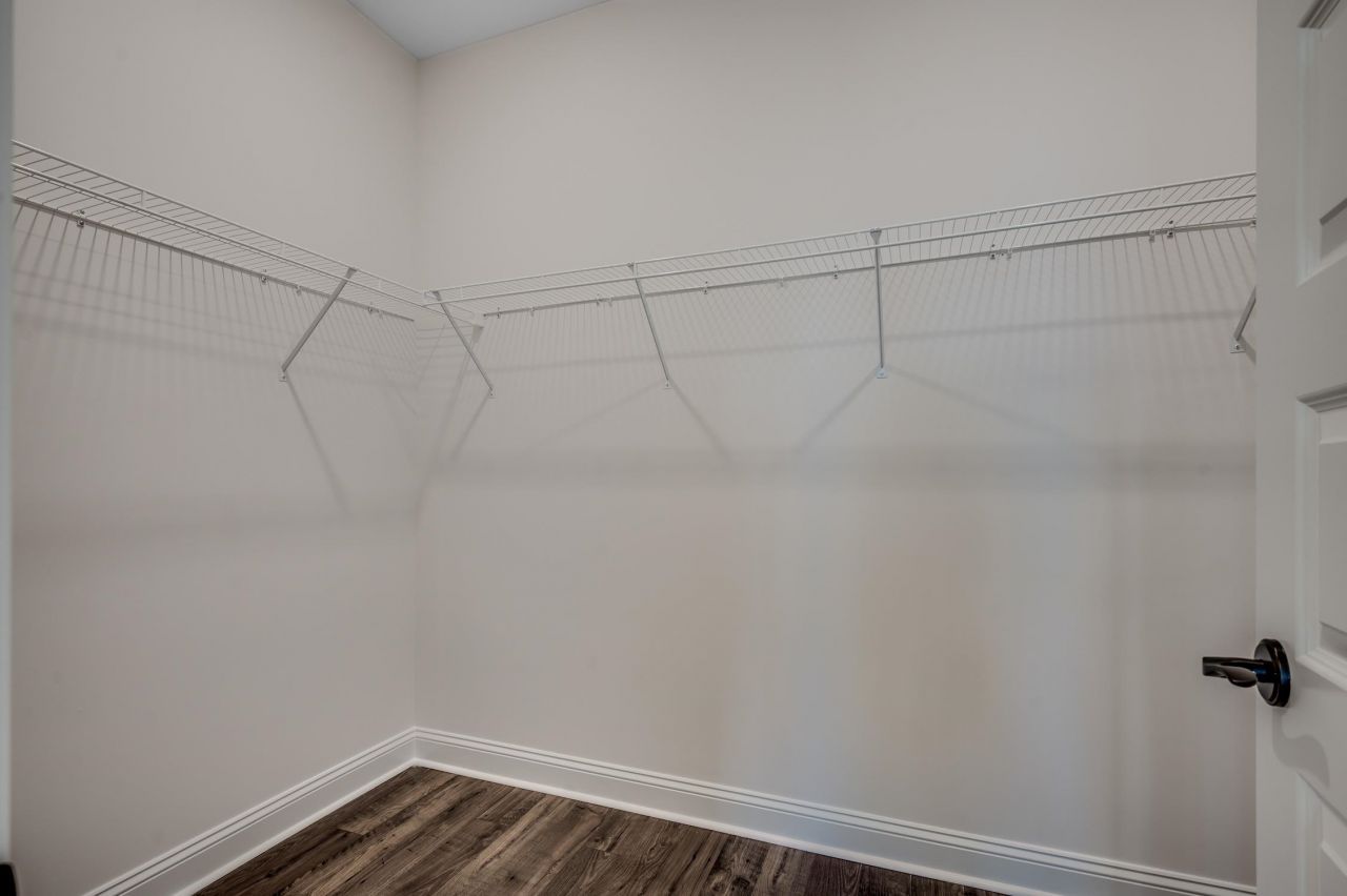 608 Canborough Lane Photo 12