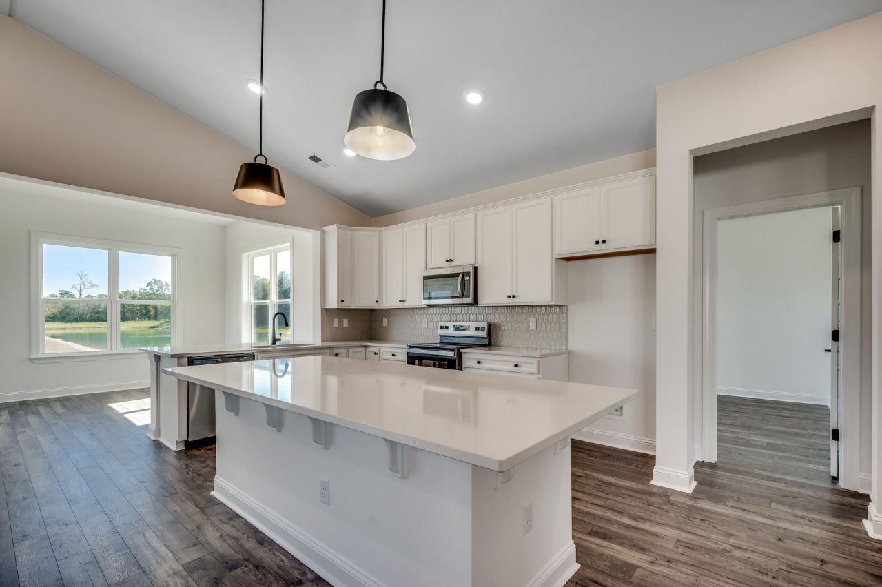 608 Canborough Lane Photo 20