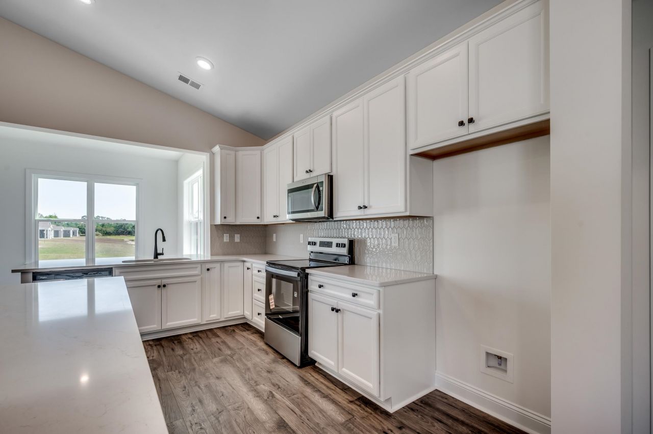 608 Canborough Lane Photo 21