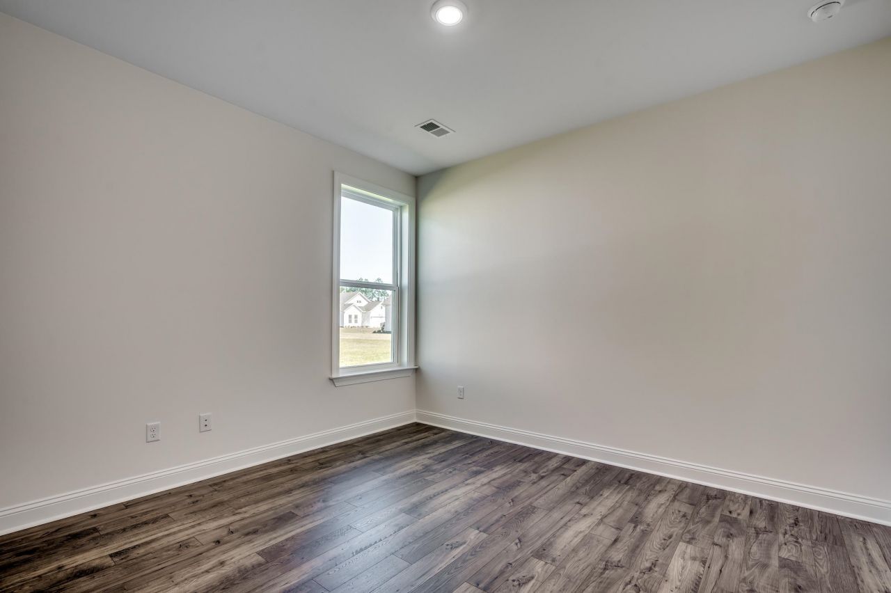 608 Canborough Lane Photo 5