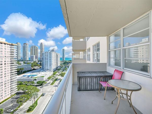 250 174th St, Unit 1808, Sunny Isles Beach, FL 33160