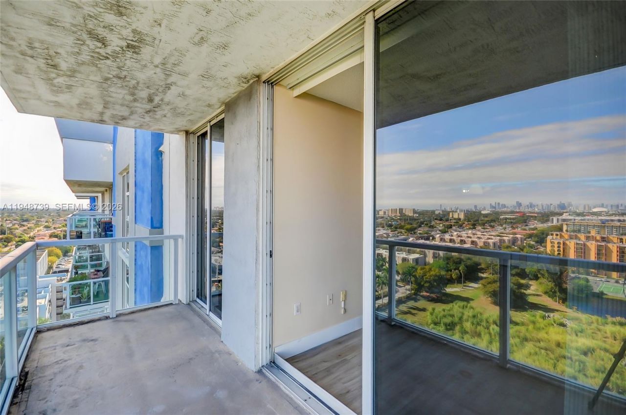 5077 NW 7th St, Unit TS7, Miami, FL 33126 Photo