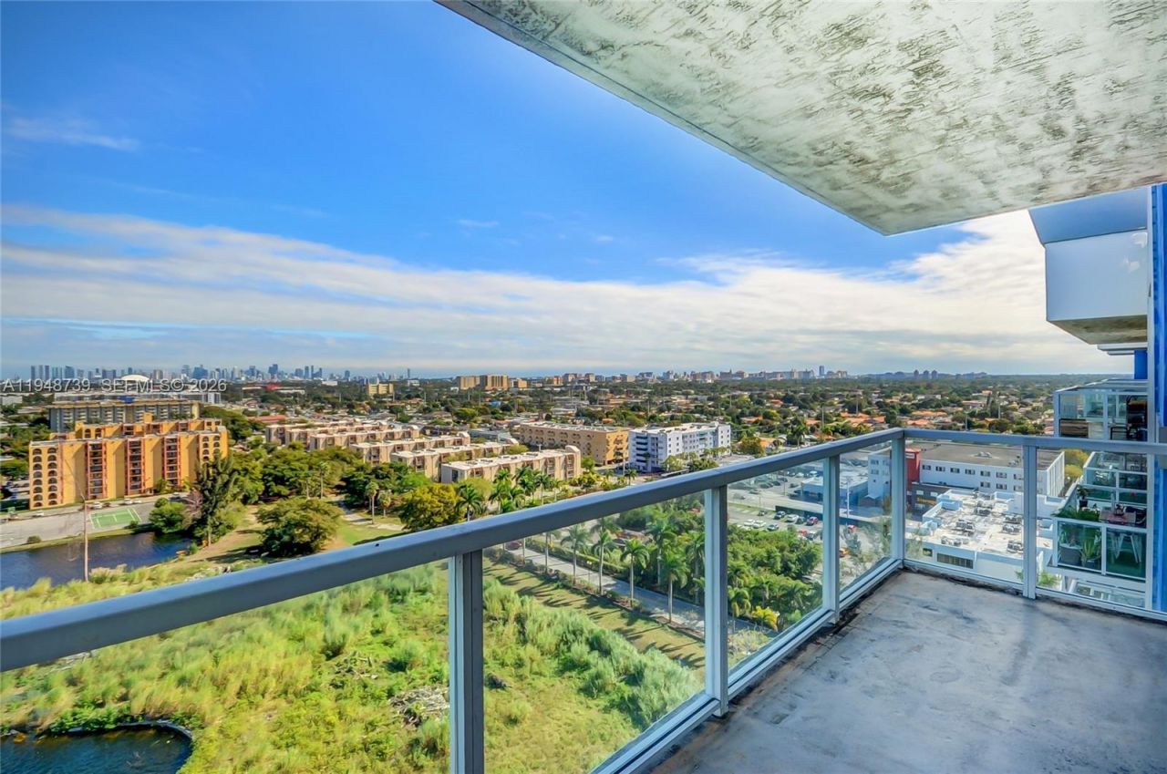 5077 NW 7th St, Unit TS7, Miami, FL 33126 Photo