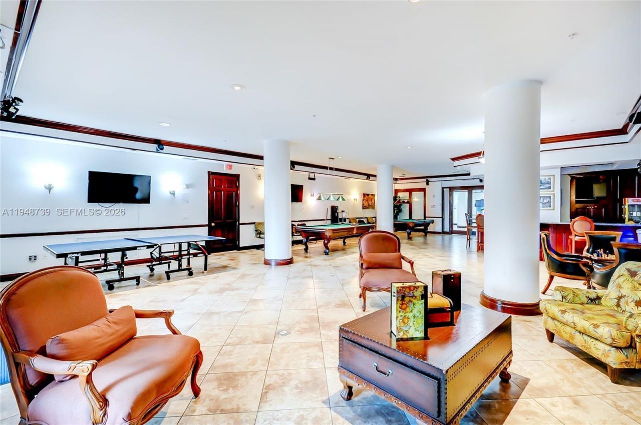 5077 NW 7th St, Unit TS7, Miami, FL 33126 Photo