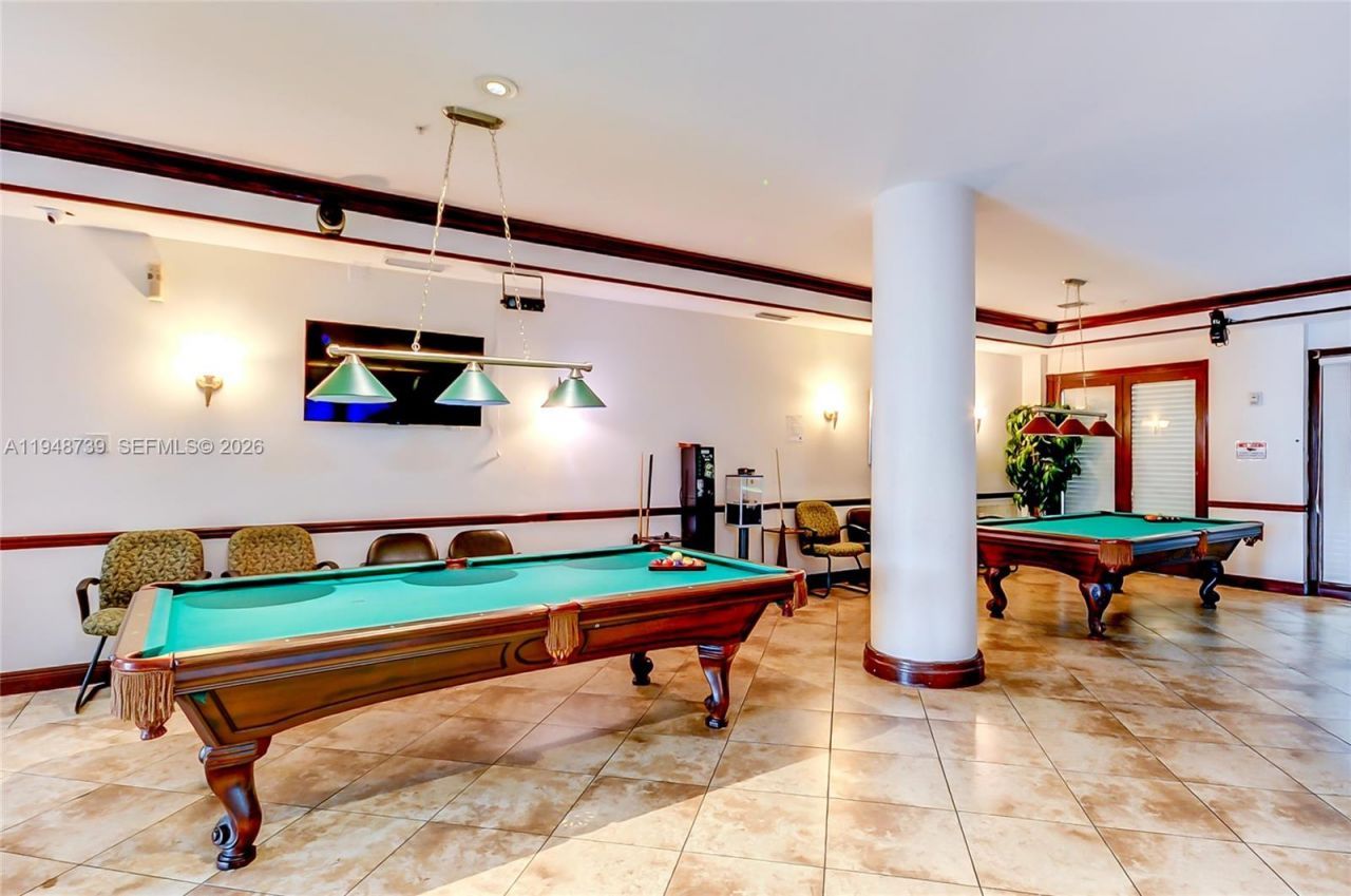 5077 NW 7th St, Unit TS7, Miami, FL 33126 Photo