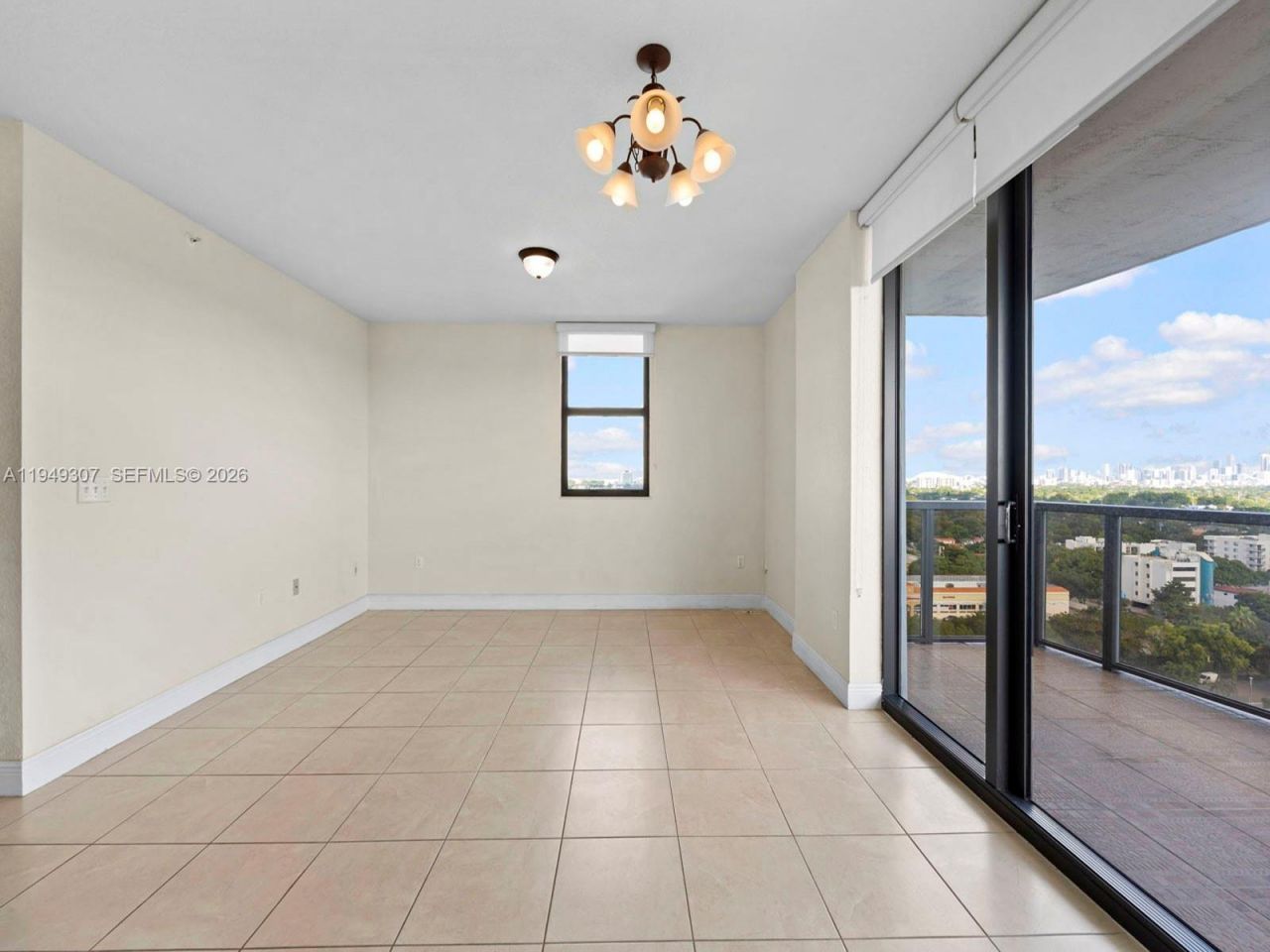 2301 SW 27th Ave , Unit 1403, Miami, FL 33145 Photo