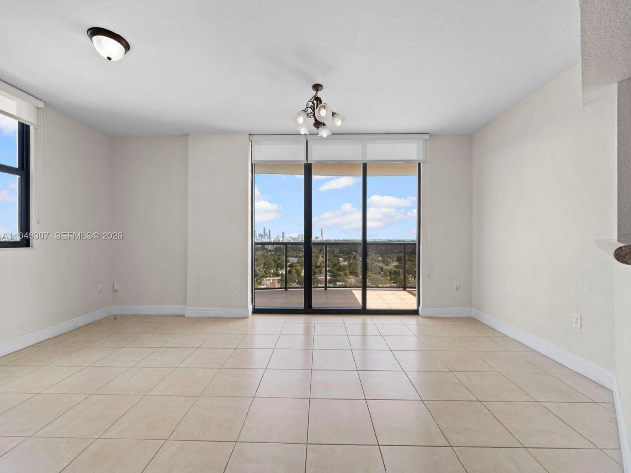 2301 SW 27th Ave , Unit 1403, Miami, FL 33145 Photo