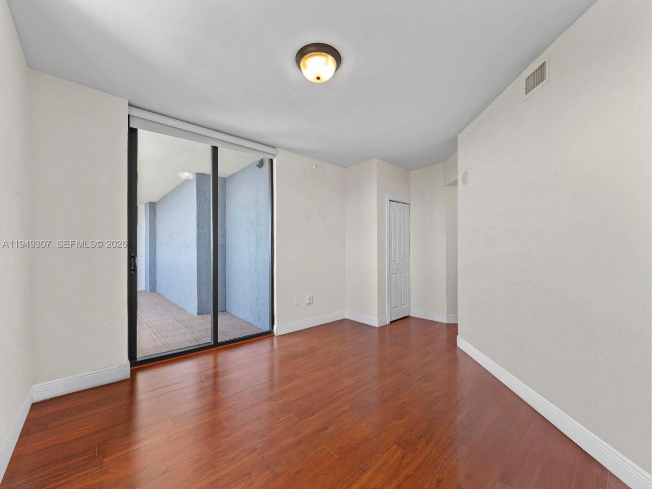 2301 SW 27th Ave, Unit 1403, Miami, FL 33145 Photo