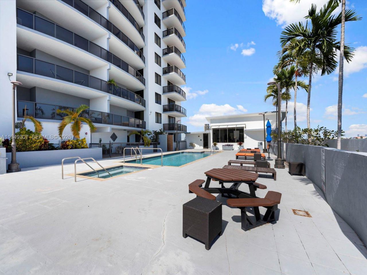 2301 SW 27th Ave, Unit 1403, Miami, FL 33145 Photo
