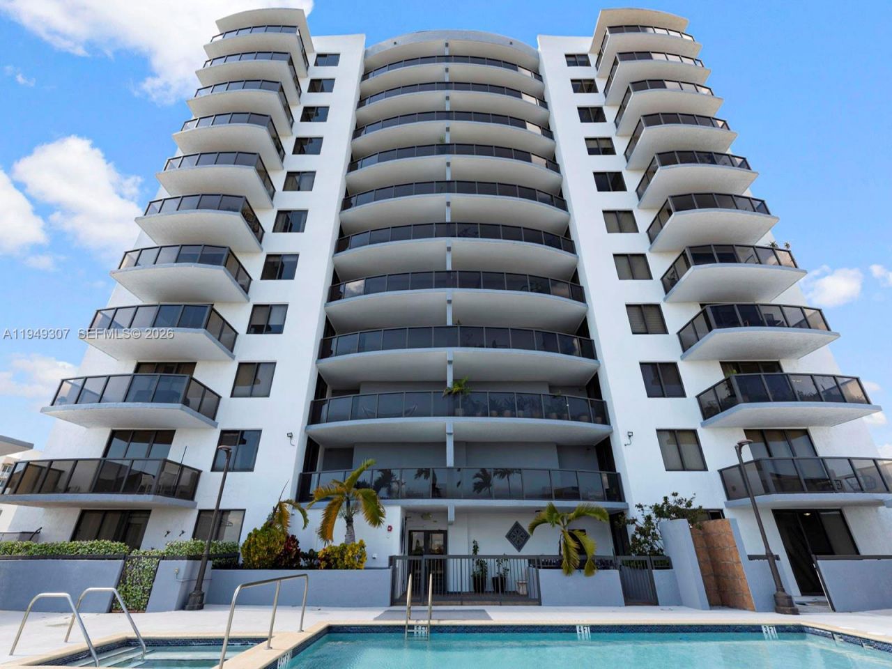 2301 SW 27th Ave , Unit 1403, Miami, FL 33145 Photo