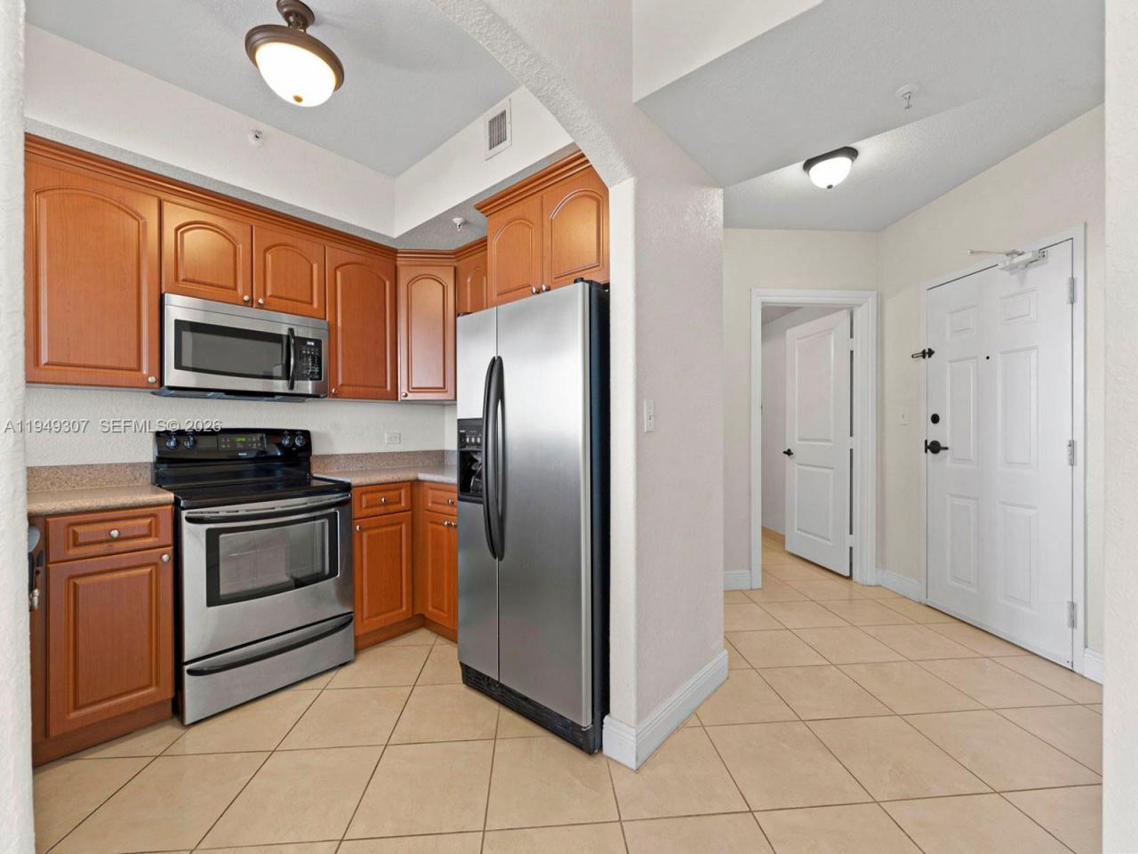 2301 SW 27th Ave , Unit 1403, Miami, FL 33145 Photo