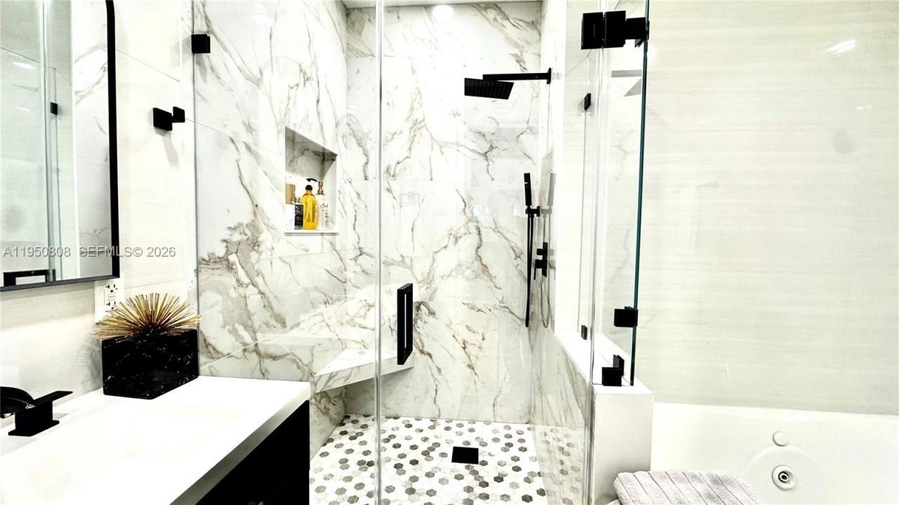 814 NE 19th Ave , Fort Lauderdale, FL 33304 Photo