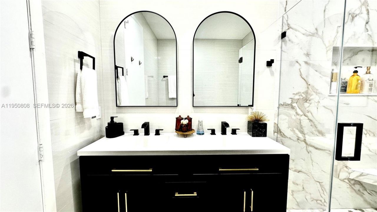 814 NE 19th Ave , Fort Lauderdale, FL 33304 Photo