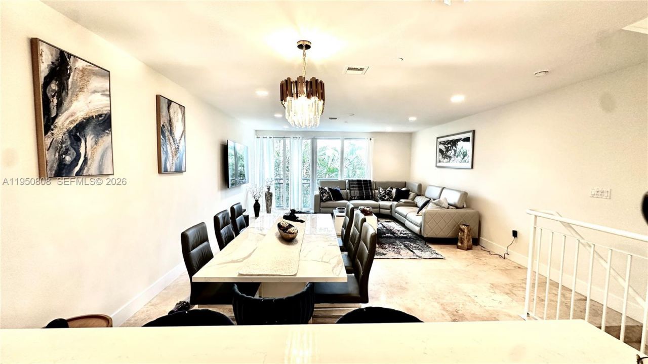 814 NE 19th Ave , Fort Lauderdale, FL 33304 Photo