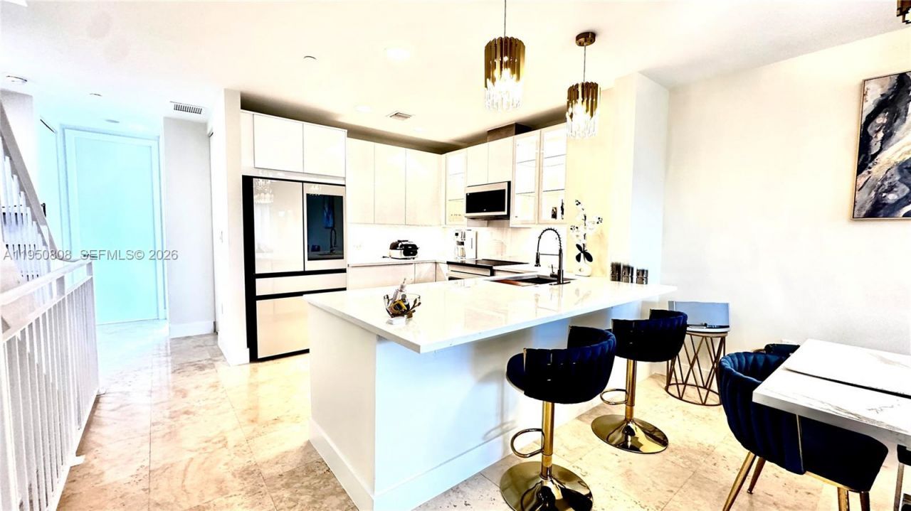 814 NE 19th Ave , Fort Lauderdale, FL 33304 Photo