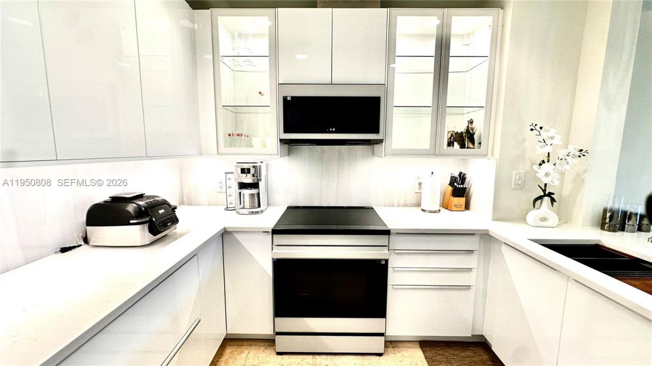 814 NE 19th Ave , Fort Lauderdale, FL 33304 Photo