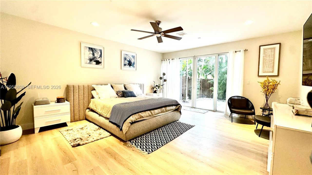 814 NE 19th Ave , Fort Lauderdale, FL 33304 Photo