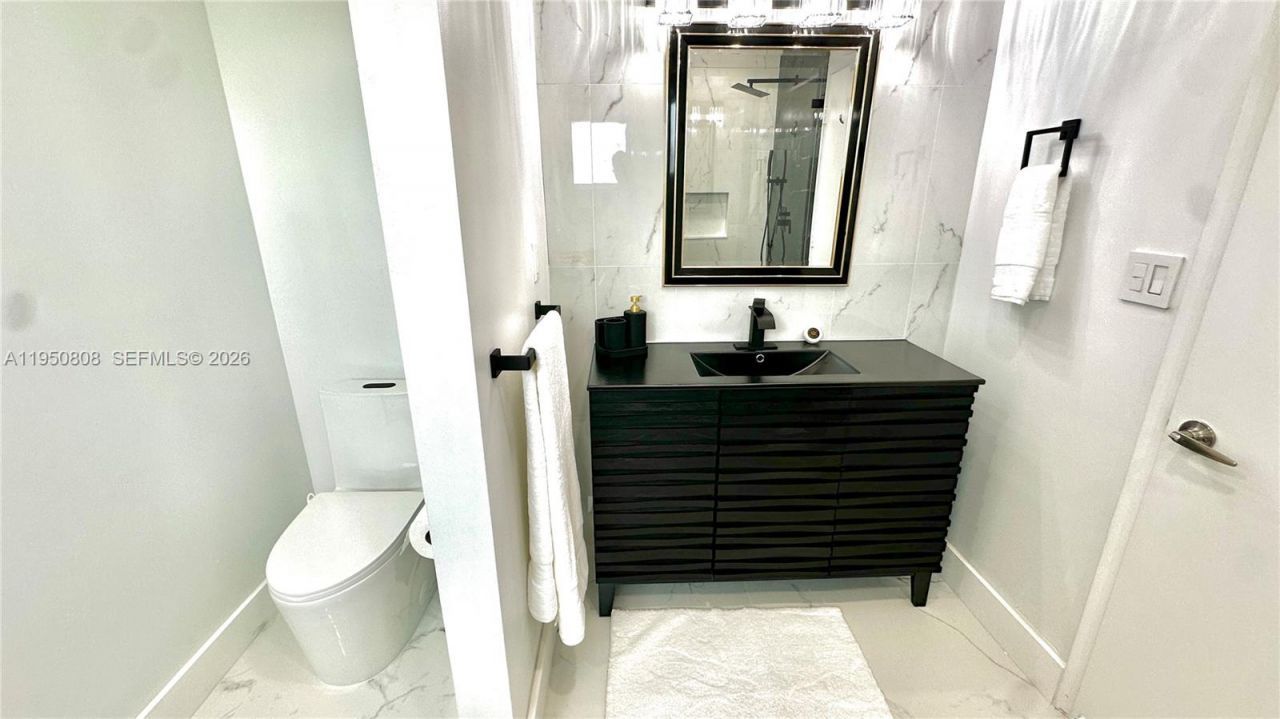 814 NE 19th Ave , Fort Lauderdale, FL 33304 Photo