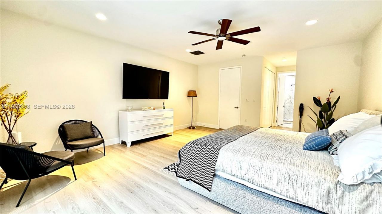 814 NE 19th Ave , Fort Lauderdale, FL 33304 Photo