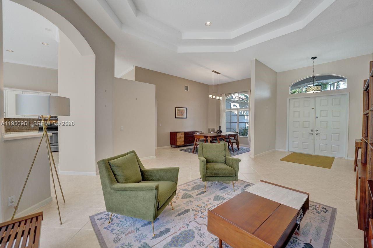 2533 Eagle Run Cir, Weston, FL 33327 Photo